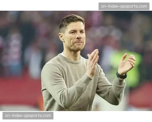 弗林蓬接受专访：谈论在阿隆索麾下应对多线作战的体能管理